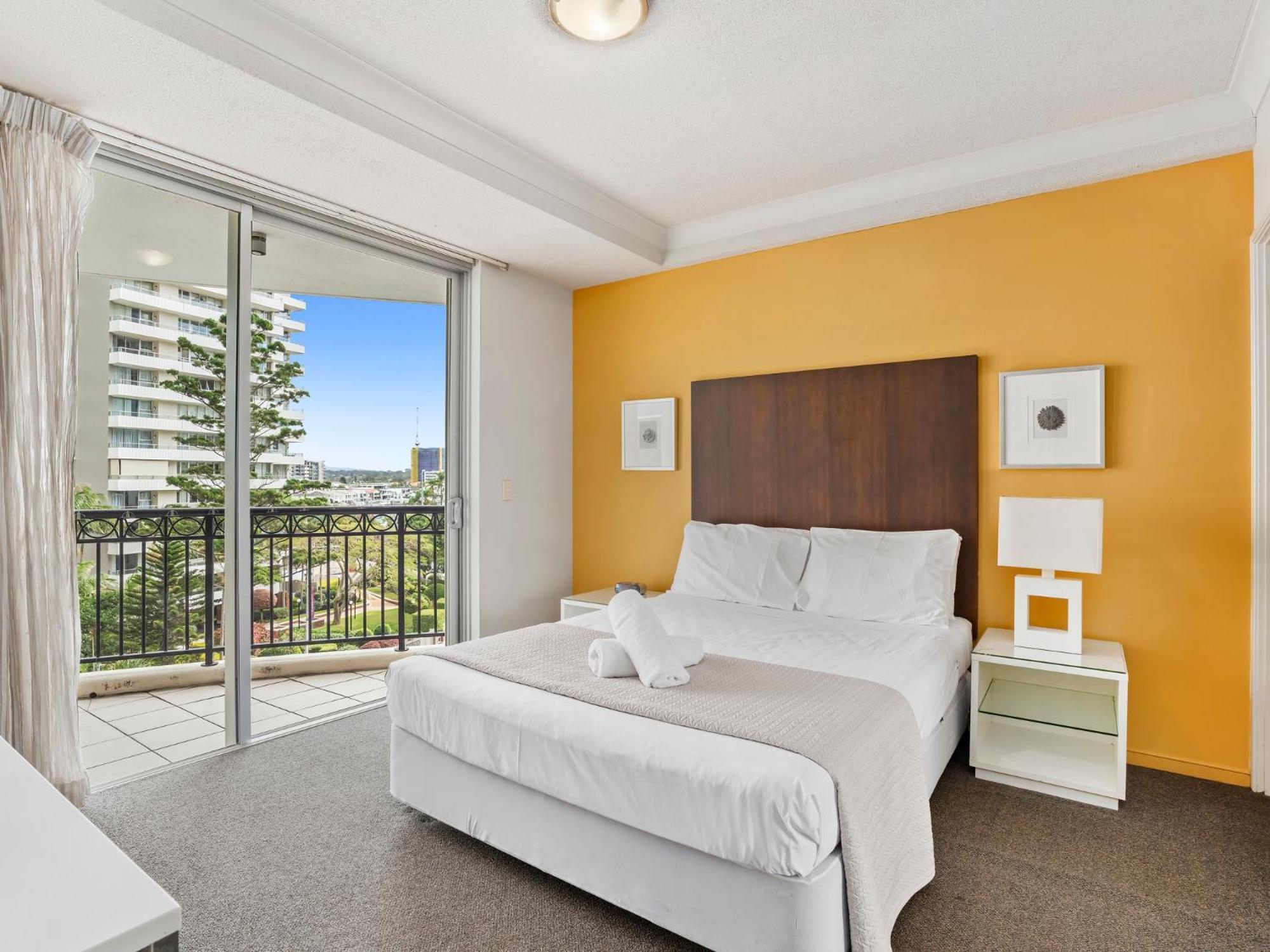 Towers Of Chevron - Private - Hosted By Coastal Letting Co. Apartment Gold Coast