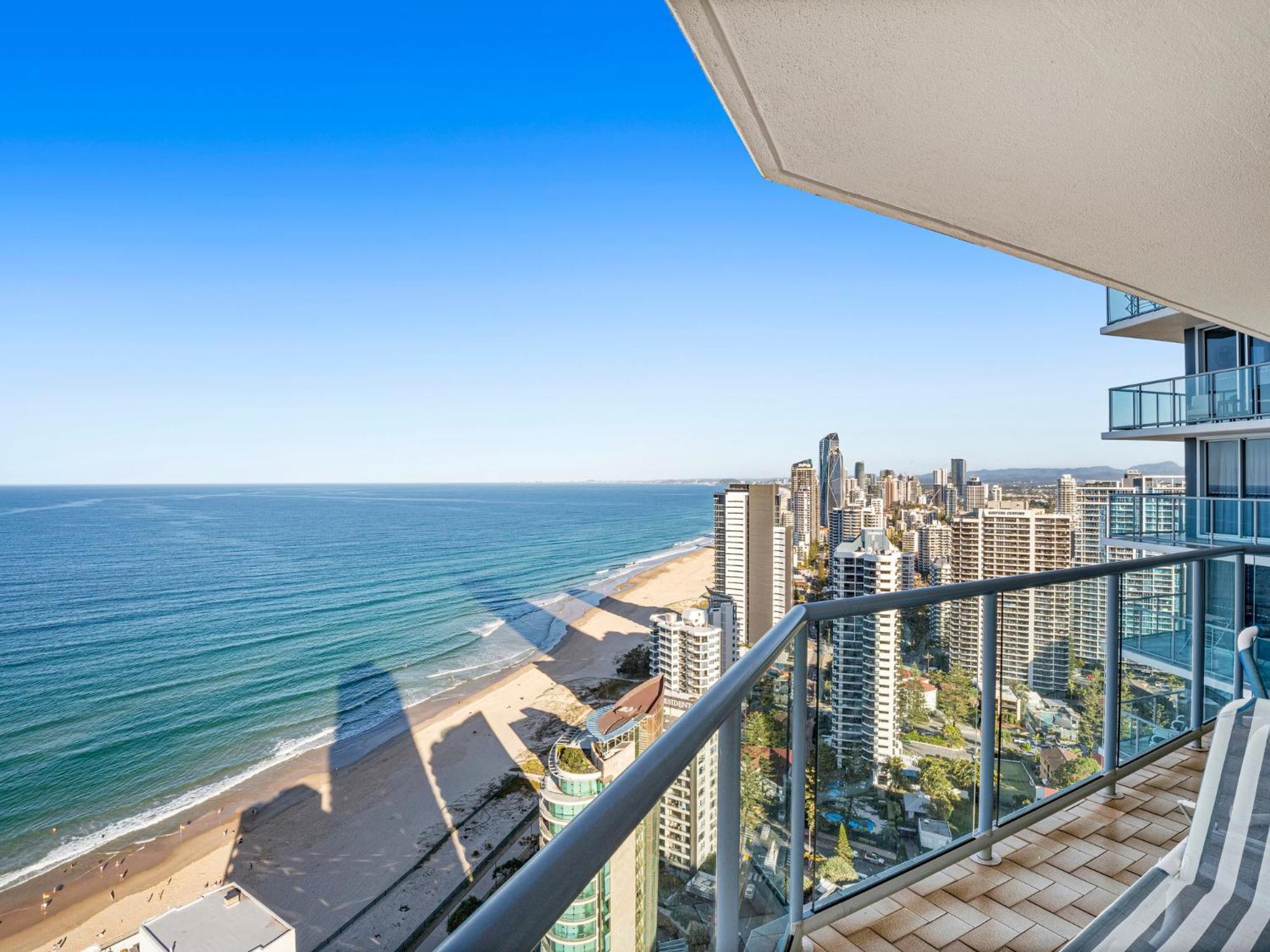 Peninsula Surfers Paradise - Hosted By Coastal Letting
