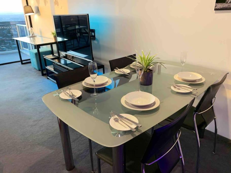Circle On Cavil - Large Beach/mountain View Apartamento
