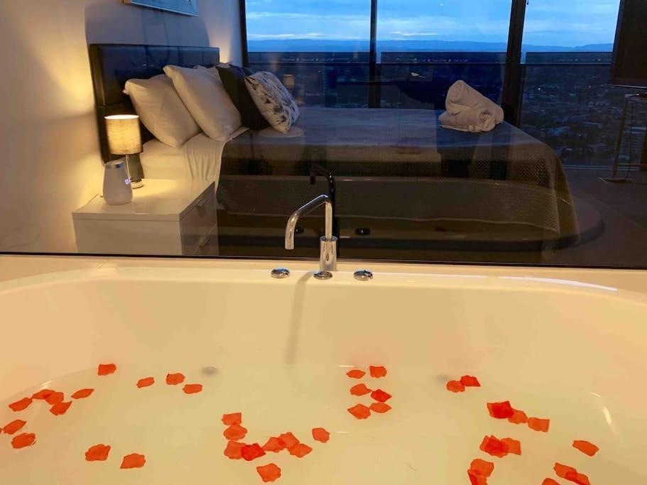 Circle On Cavil - Large Beach/mountain View * Gold Coast
