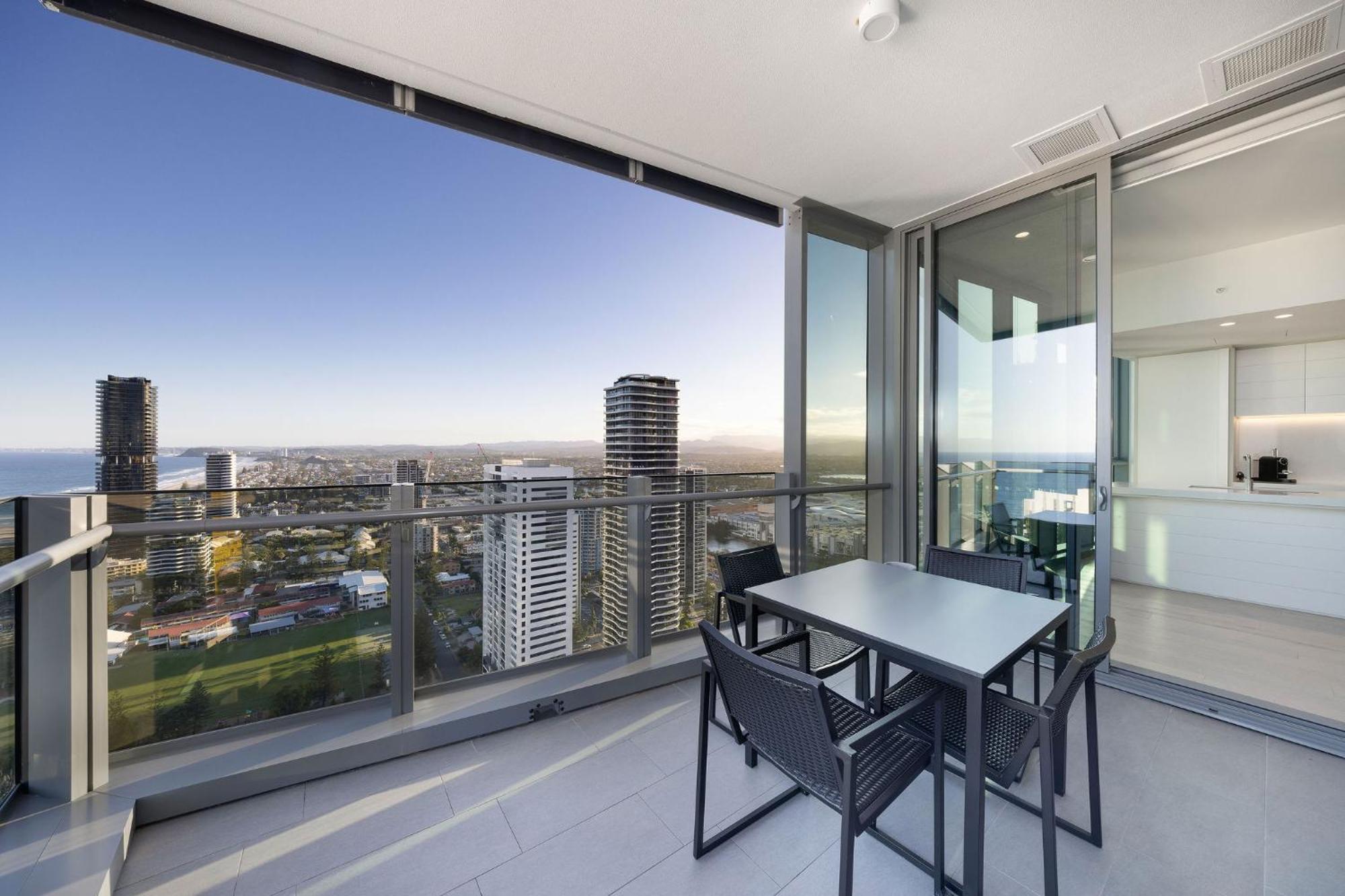 Ultiqa Signature At Broadbeach Apartment Gold Coast