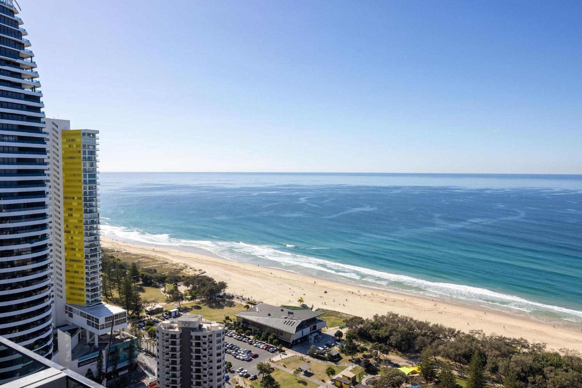 Ultiqa Signature At Broadbeach *