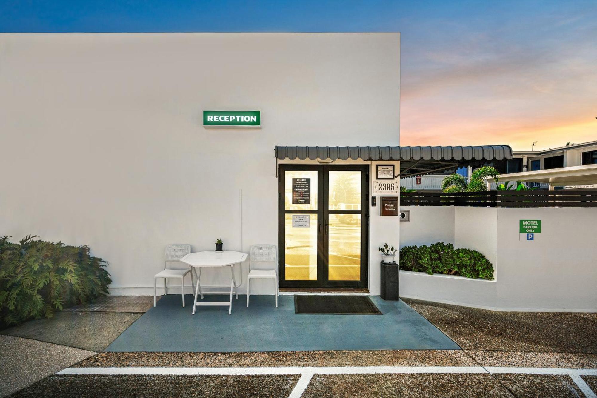 Montego Mermaid Motel Gold Coast