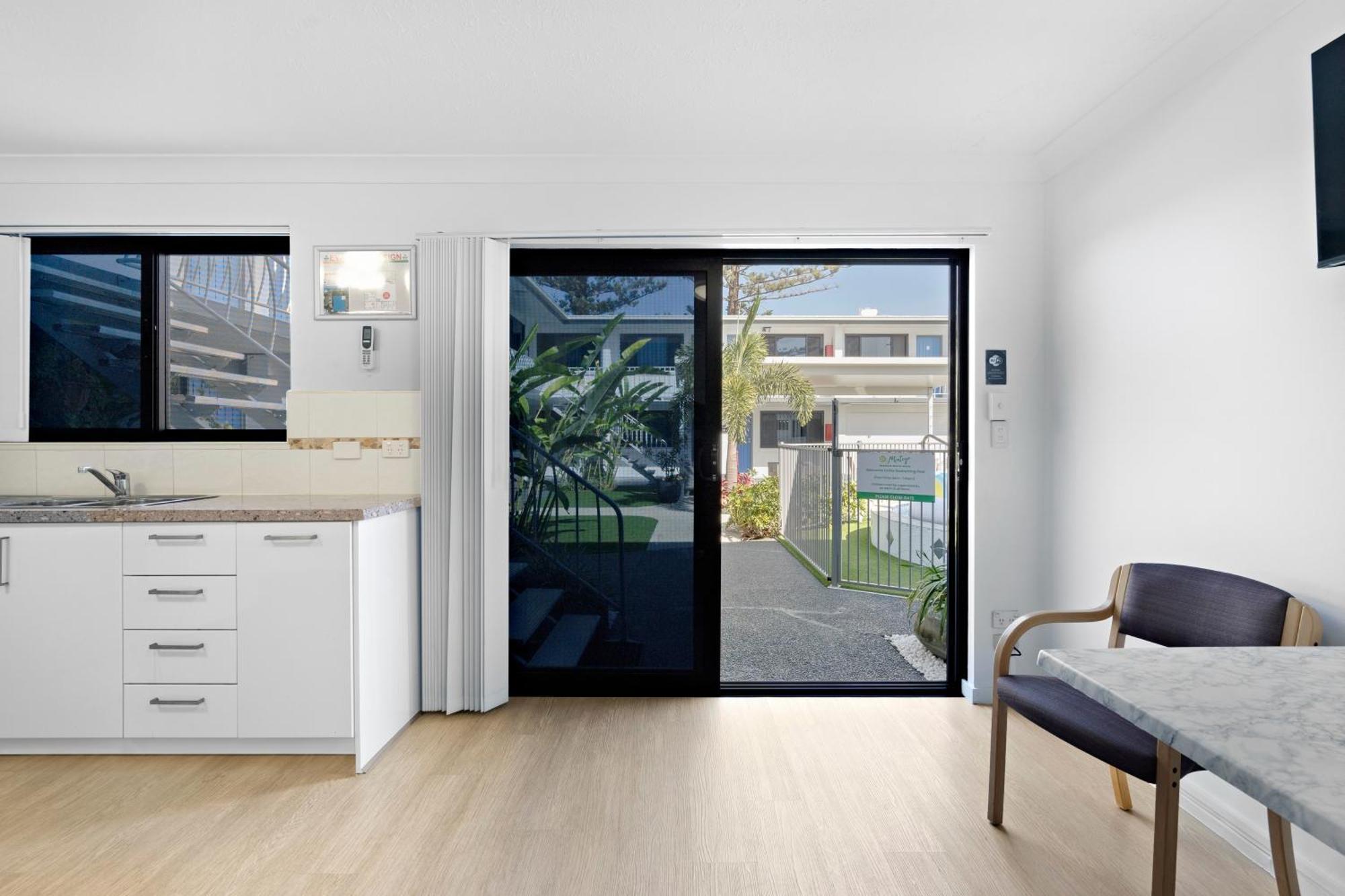Montego Mermaid Gold Coast