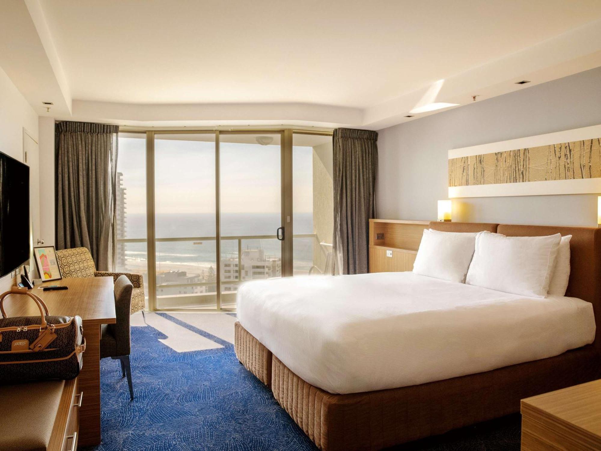 Sofitel Broadbeach 5* Gold Coast