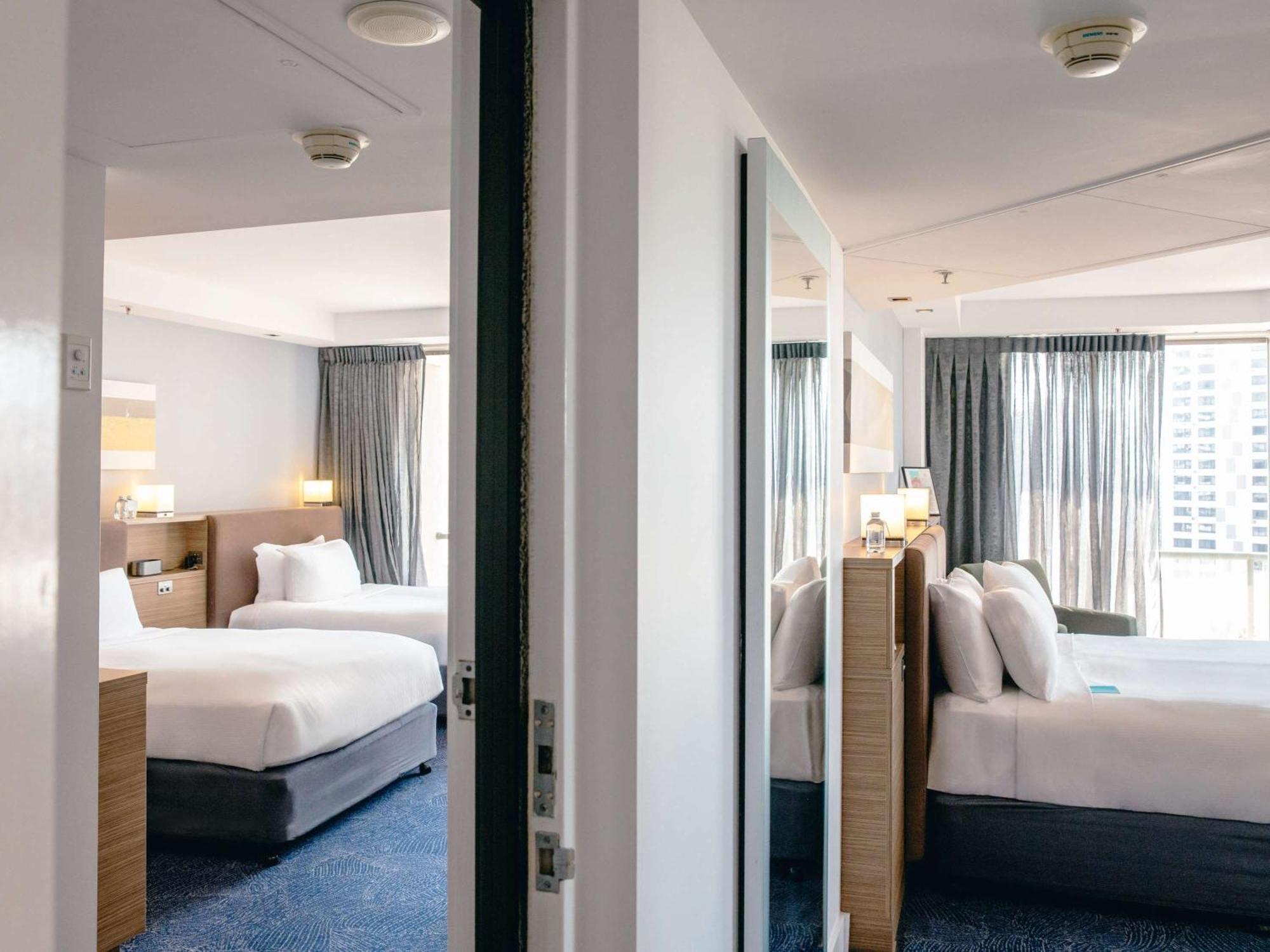 Sofitel Broadbeach Hotel 5*