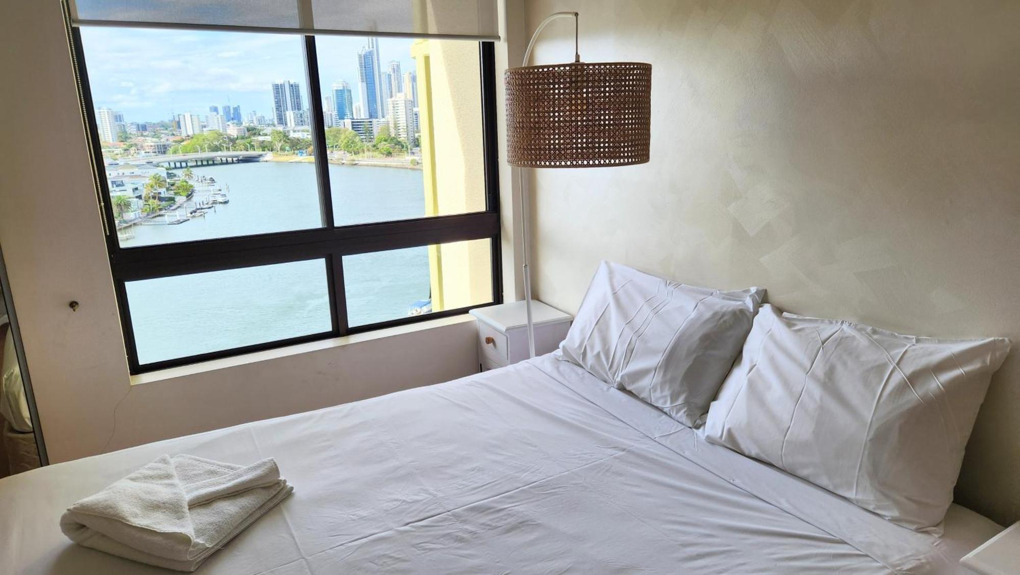 Surfers Hawaiian 3* Gold Coast