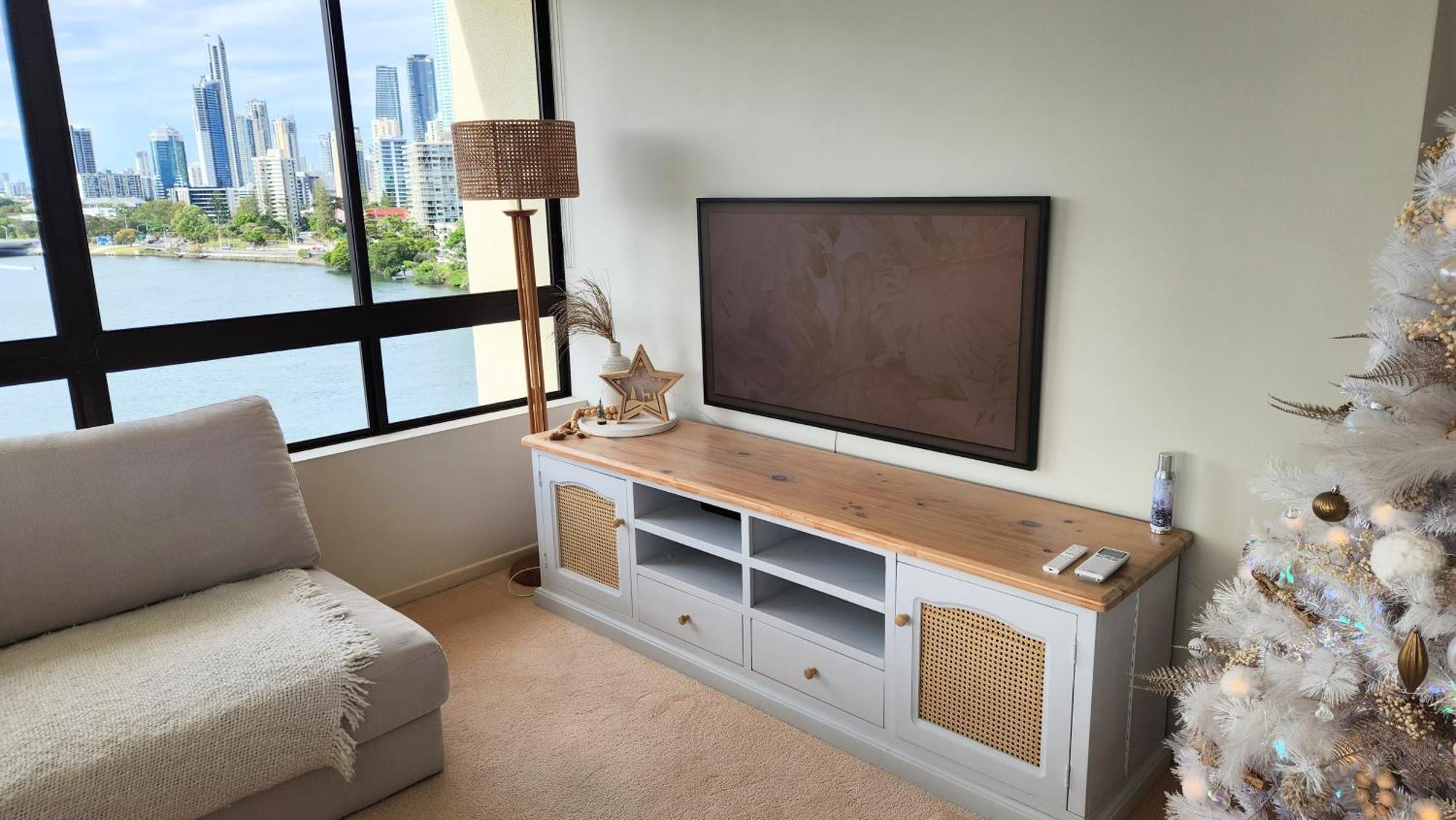 Surfers Hawaiian Aparthotel 3*