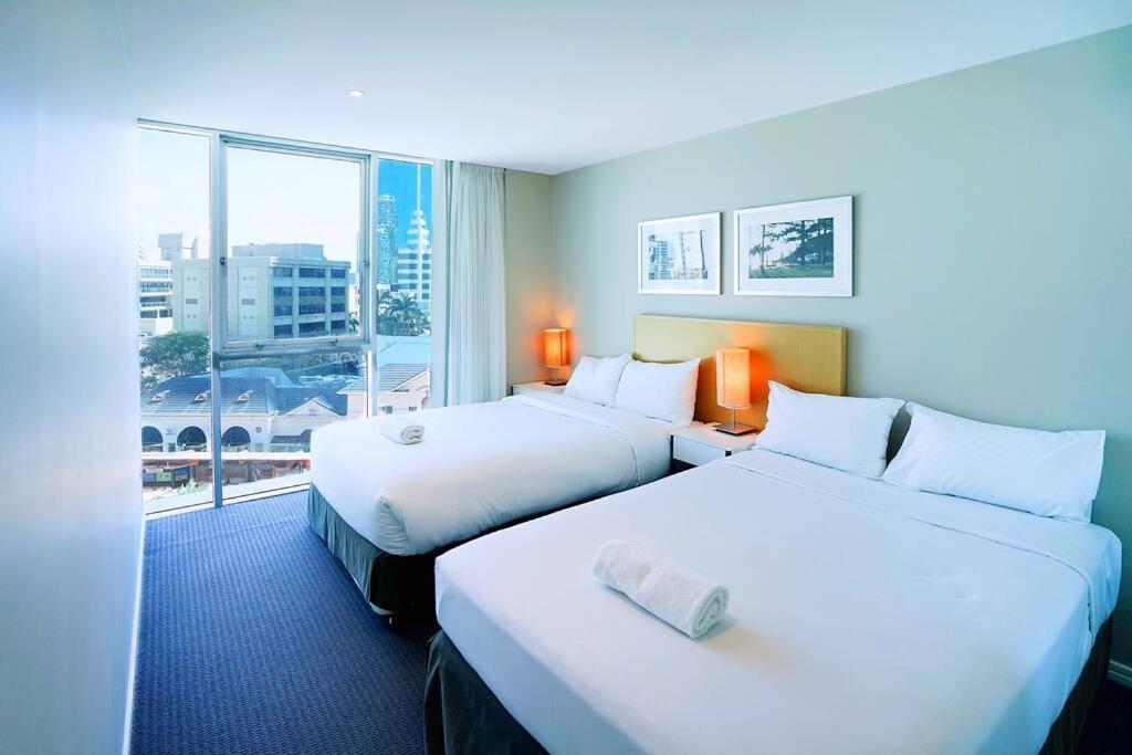 Apartamento Hilton Surfers - 4bd Large Views *