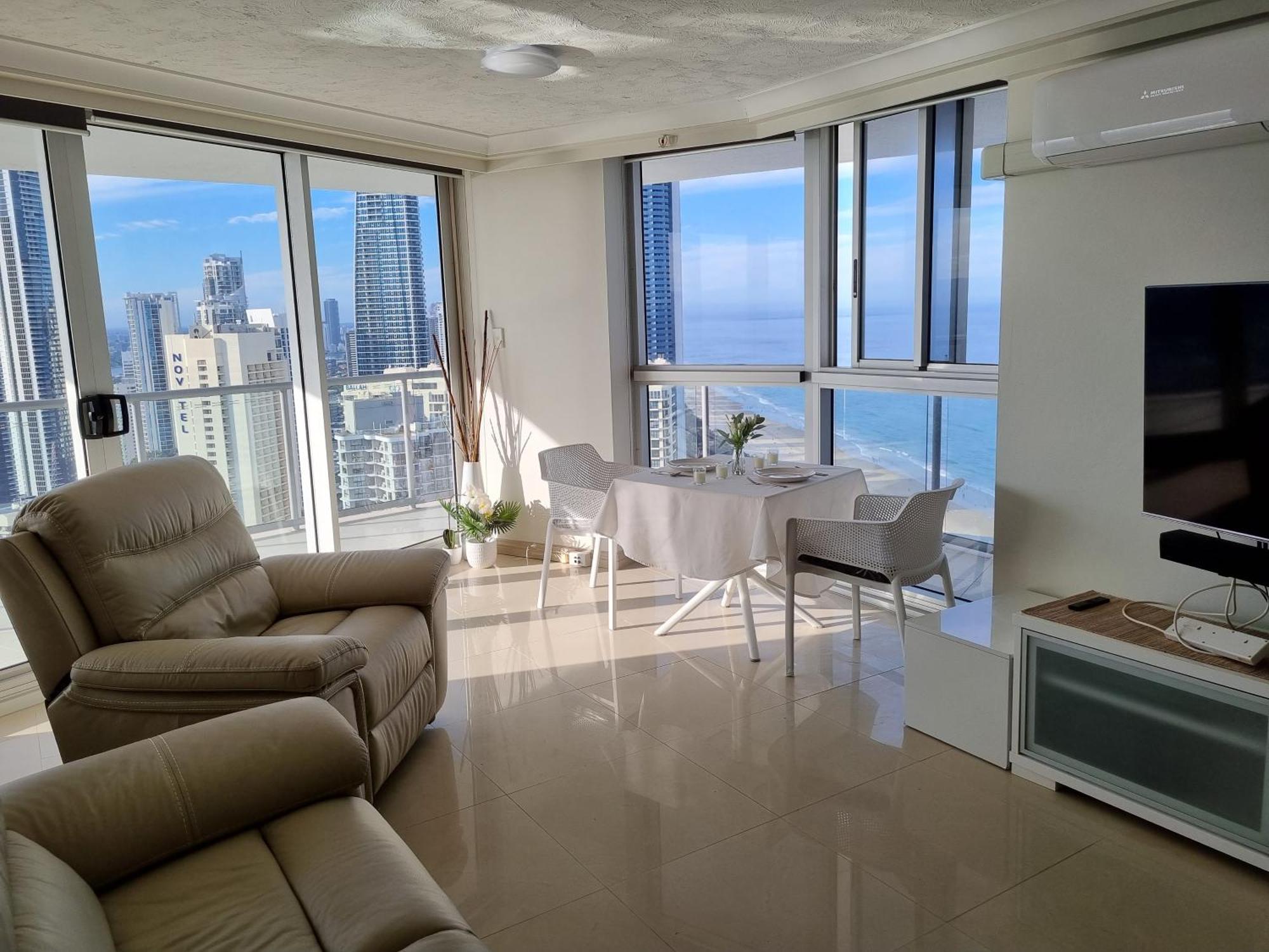 Peninsula Surfers Paradise - Hosted By Coastal Letting Apartment *