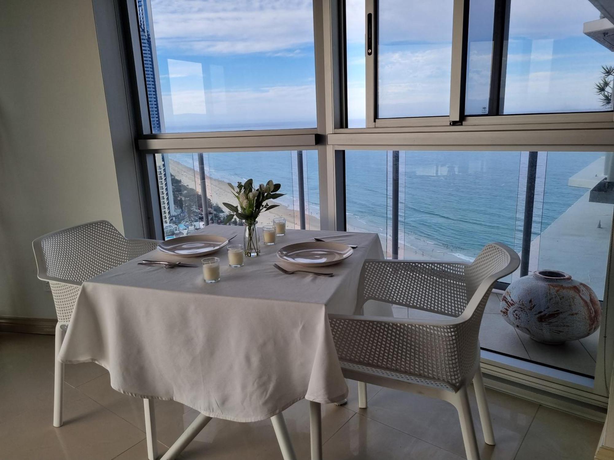 Peninsula Surfers Paradise - Hosted By Coastal Letting Apartment
