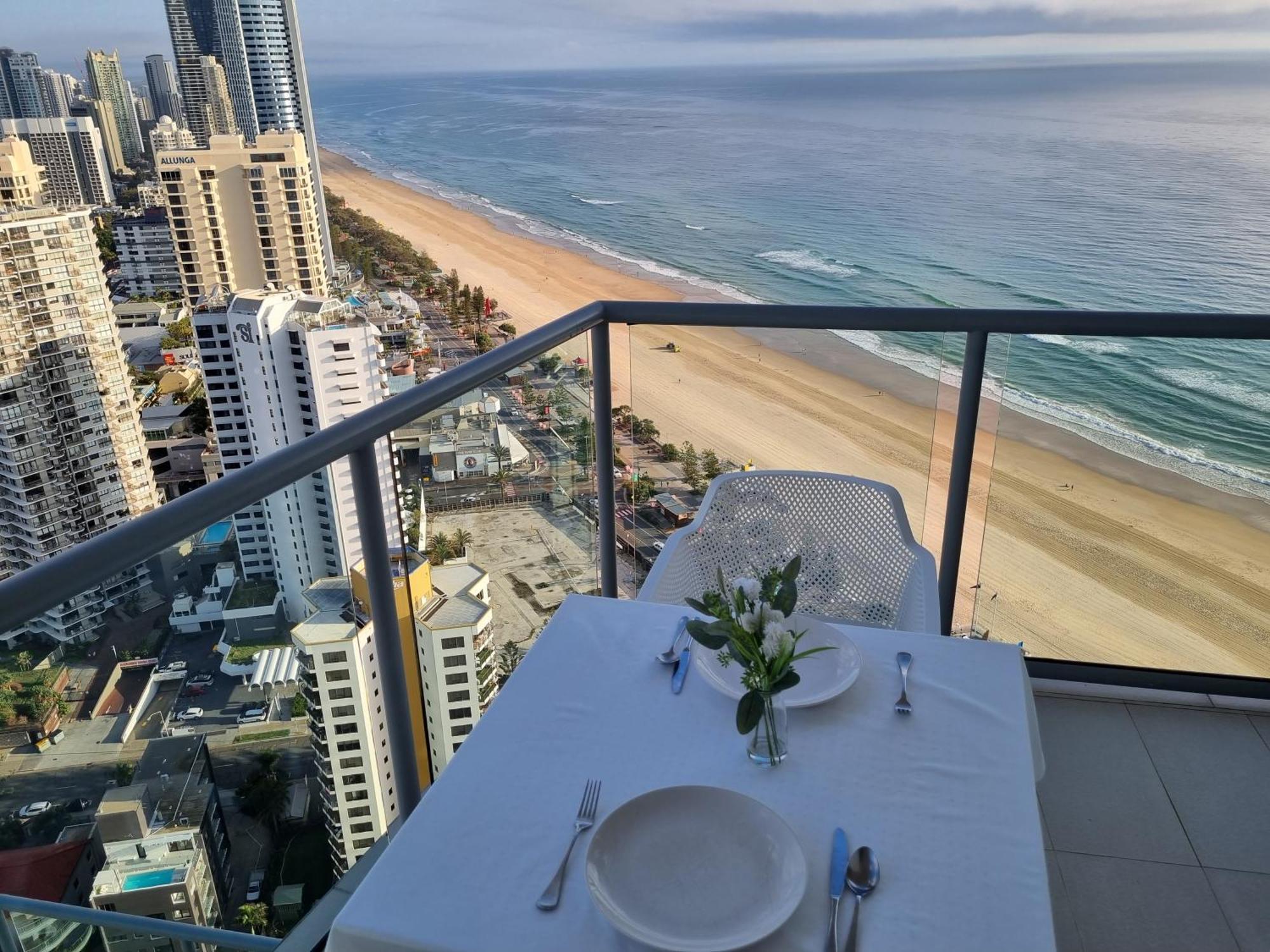 Peninsula Surfers Paradise - Hosted By Coastal Letting Apartment *