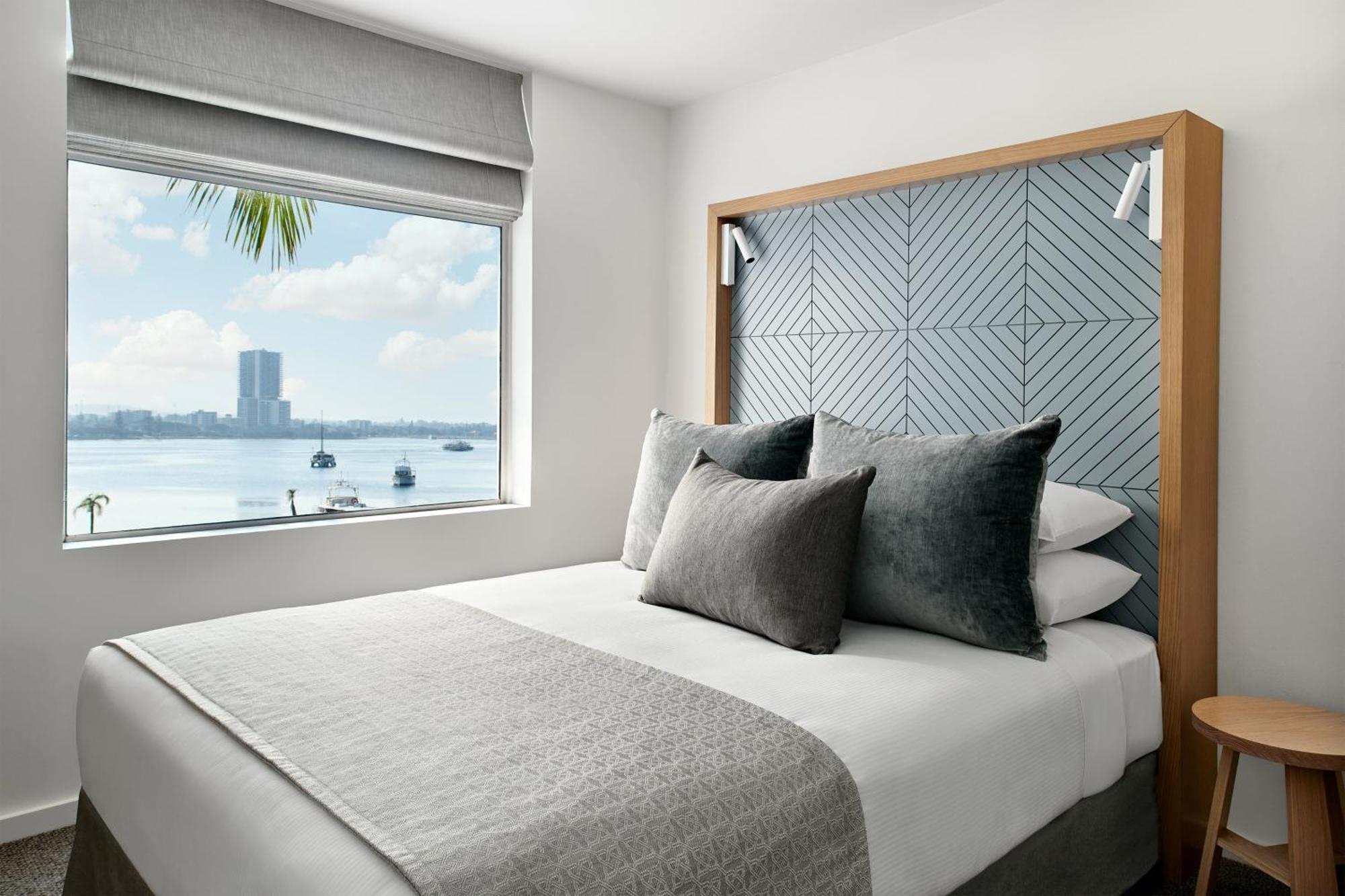 Sheraton Grand Mirage Resort 5*