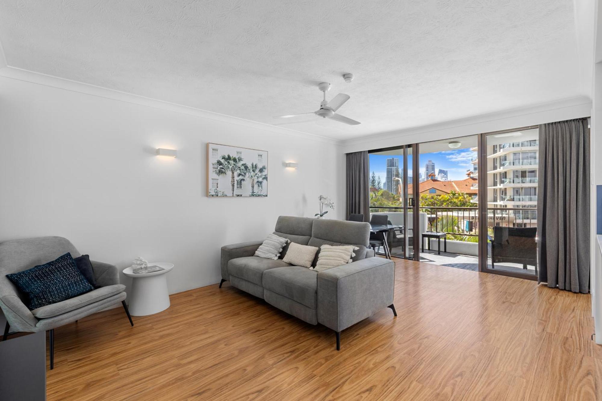 Pacific Broadbeach Aparthotel