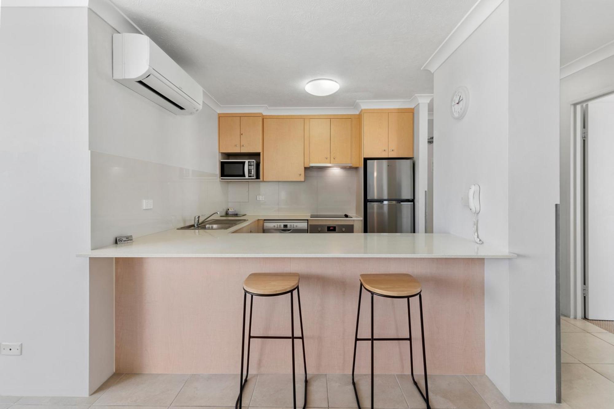 Pacific Broadbeach 4* Gold Coast