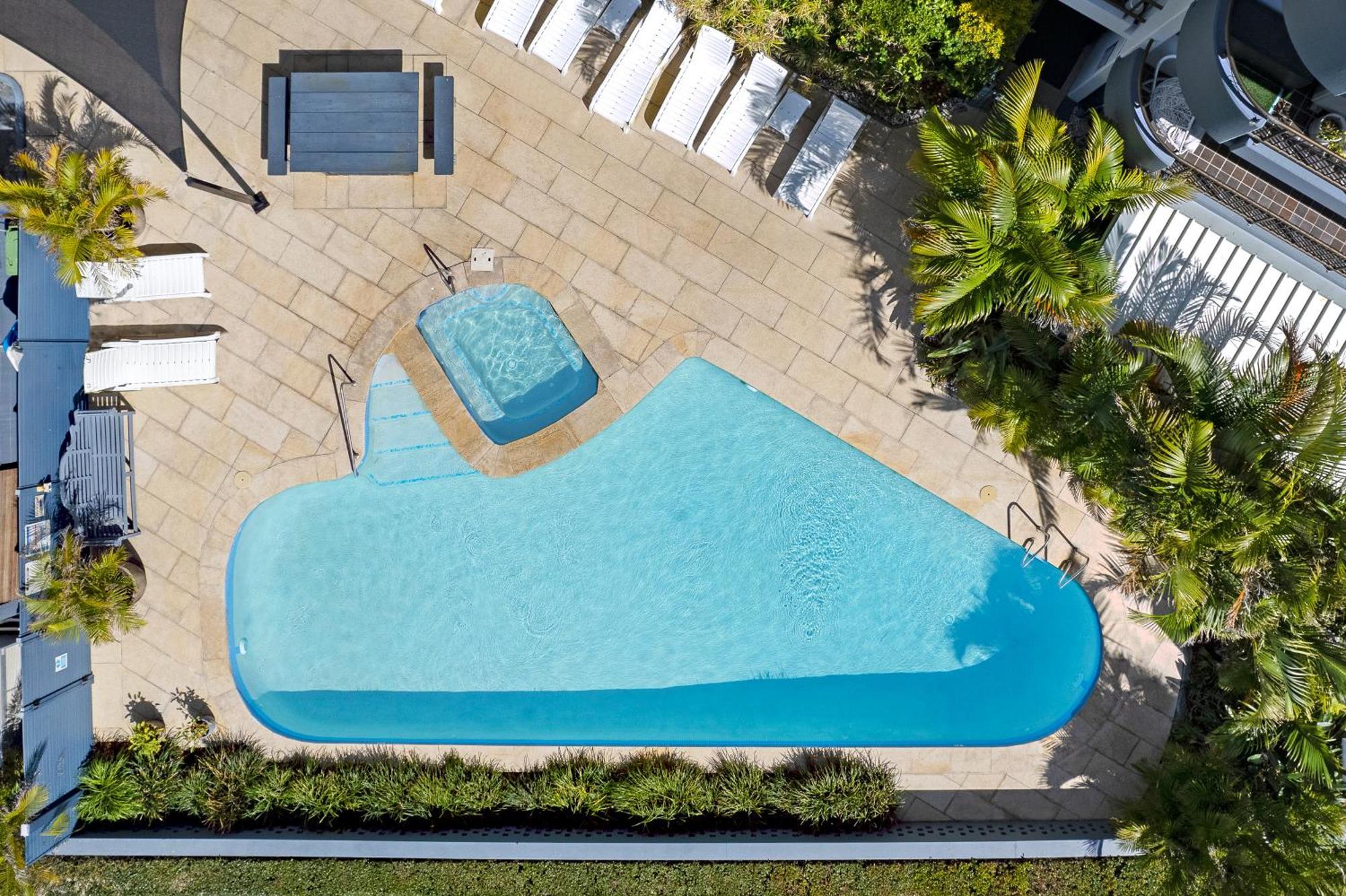 Pacific Broadbeach Aparthotel Gold Coast