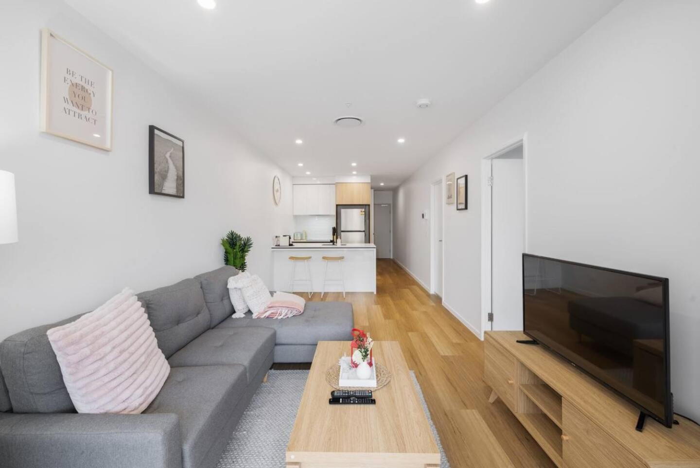E.s. Surfers Paradise Apartment Gold Coast