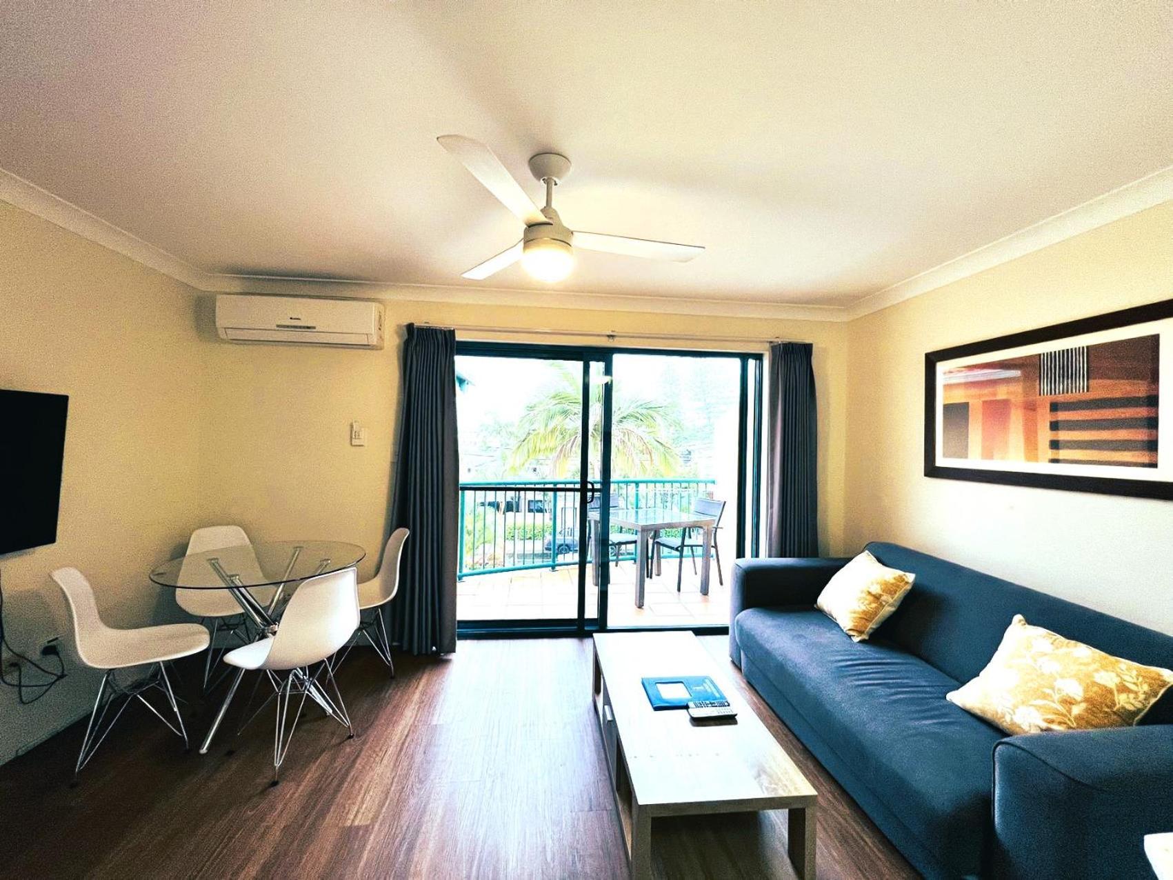 Karana Palms Aparthotel