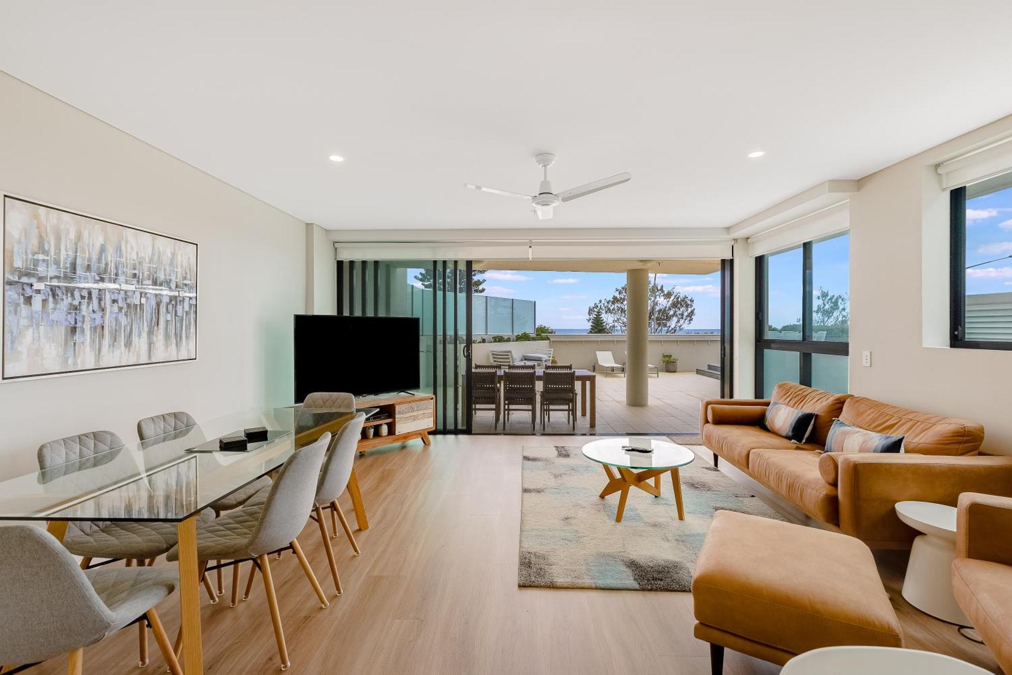 Aparthotel Pure Kirra Gold Coast