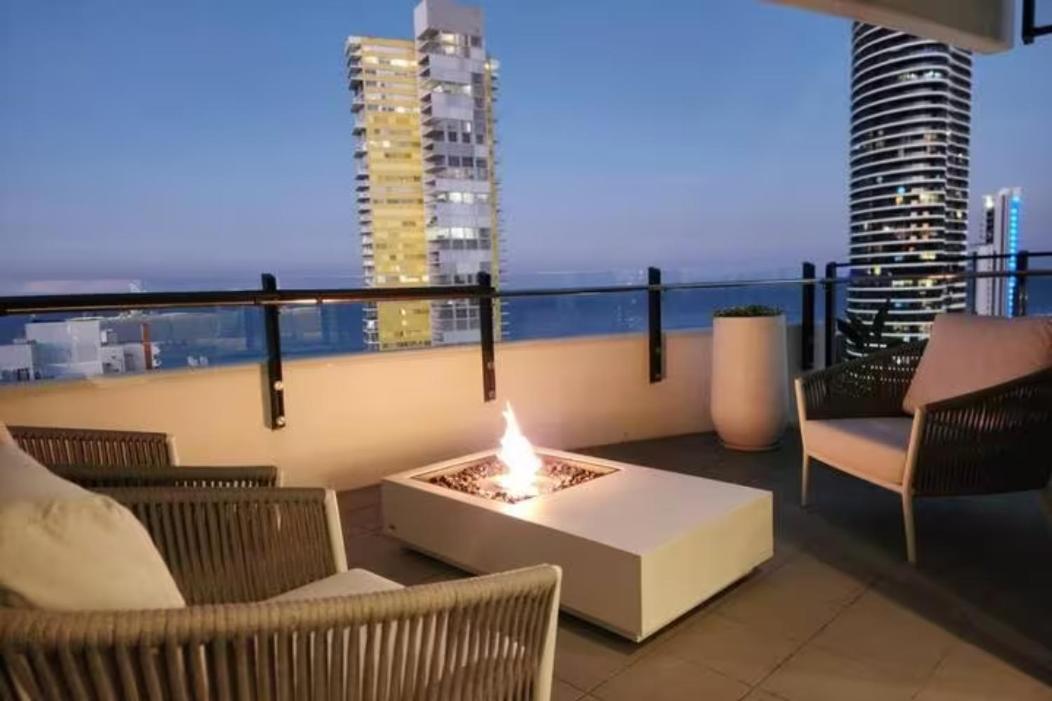 Modern Luxury With Breathtaking Ocean Views * Gold Coast
