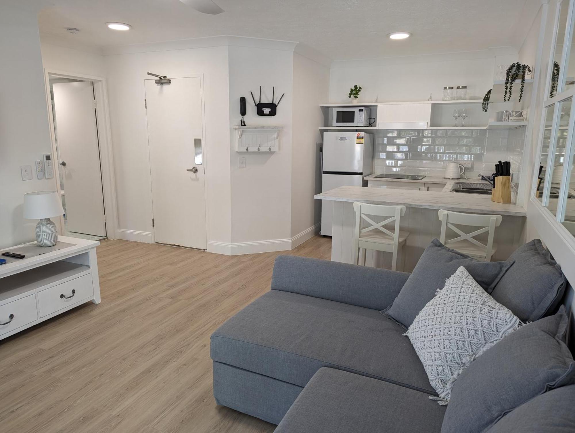 Bay Aparthotel 3*