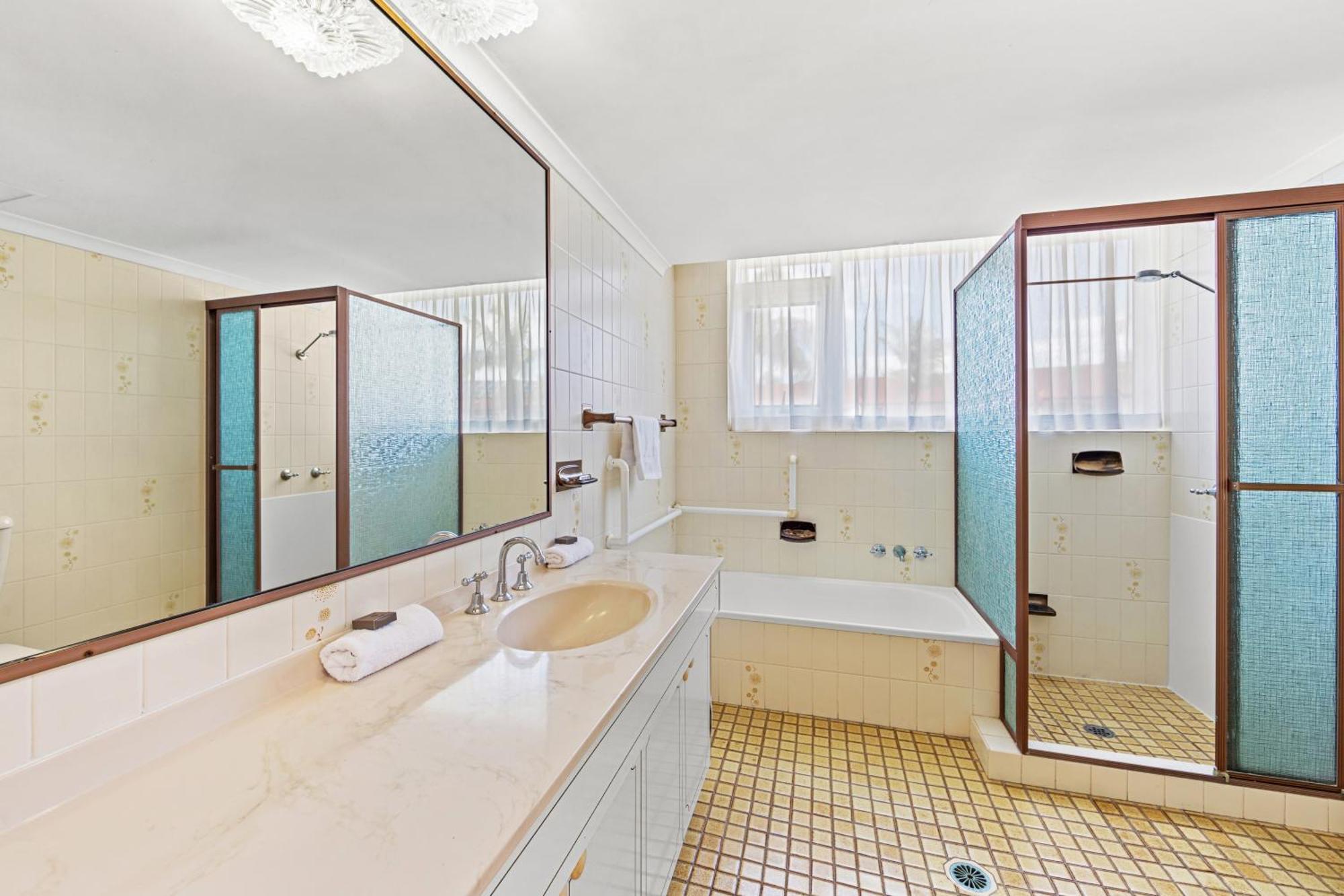 Aparthotel Southern Cross Beachfront 4*