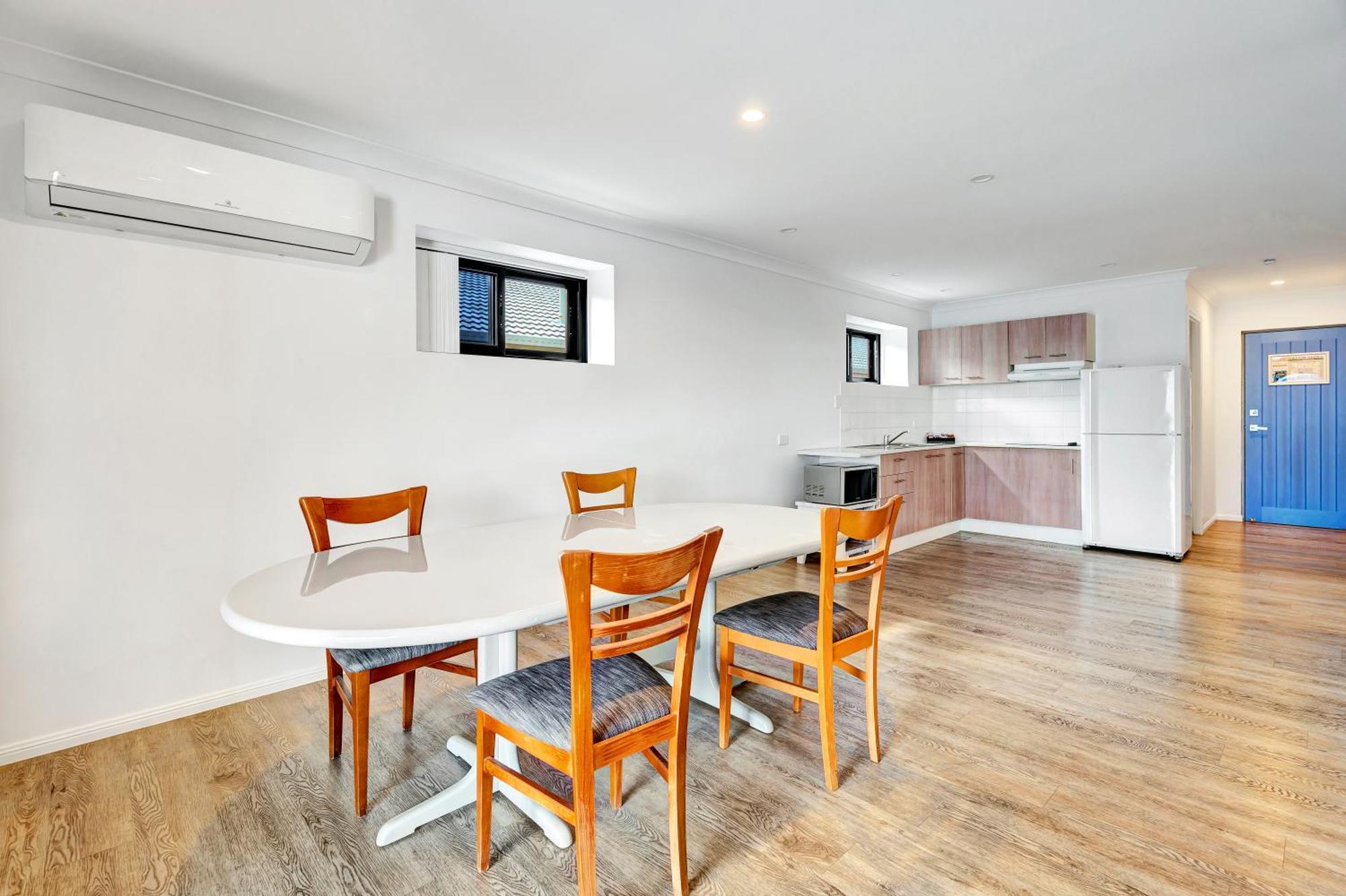 Montego Mermaid 3* Gold Coast