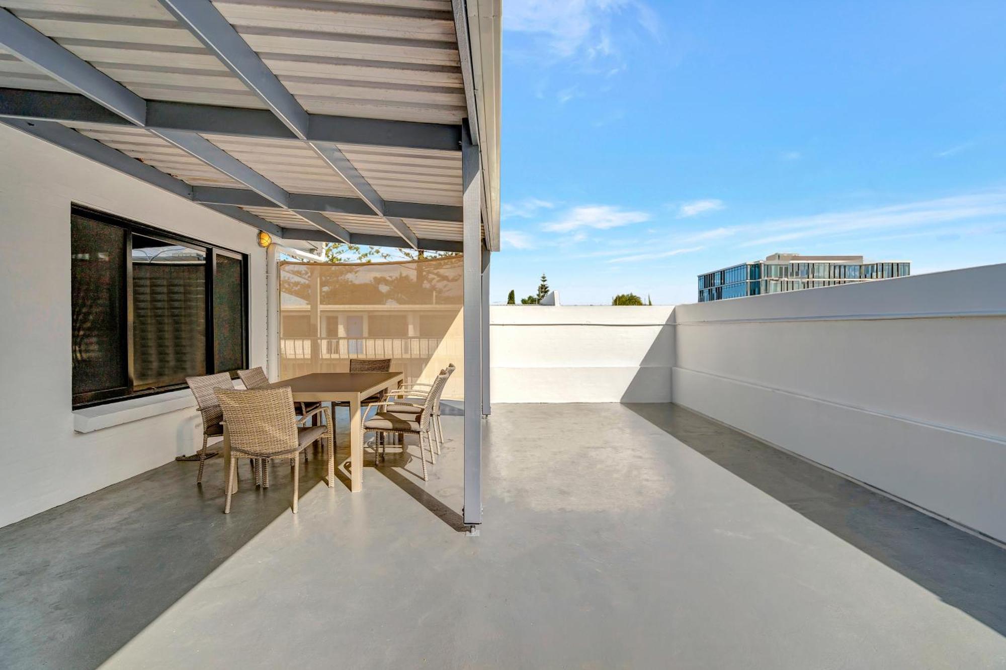 Montego Mermaid Gold Coast