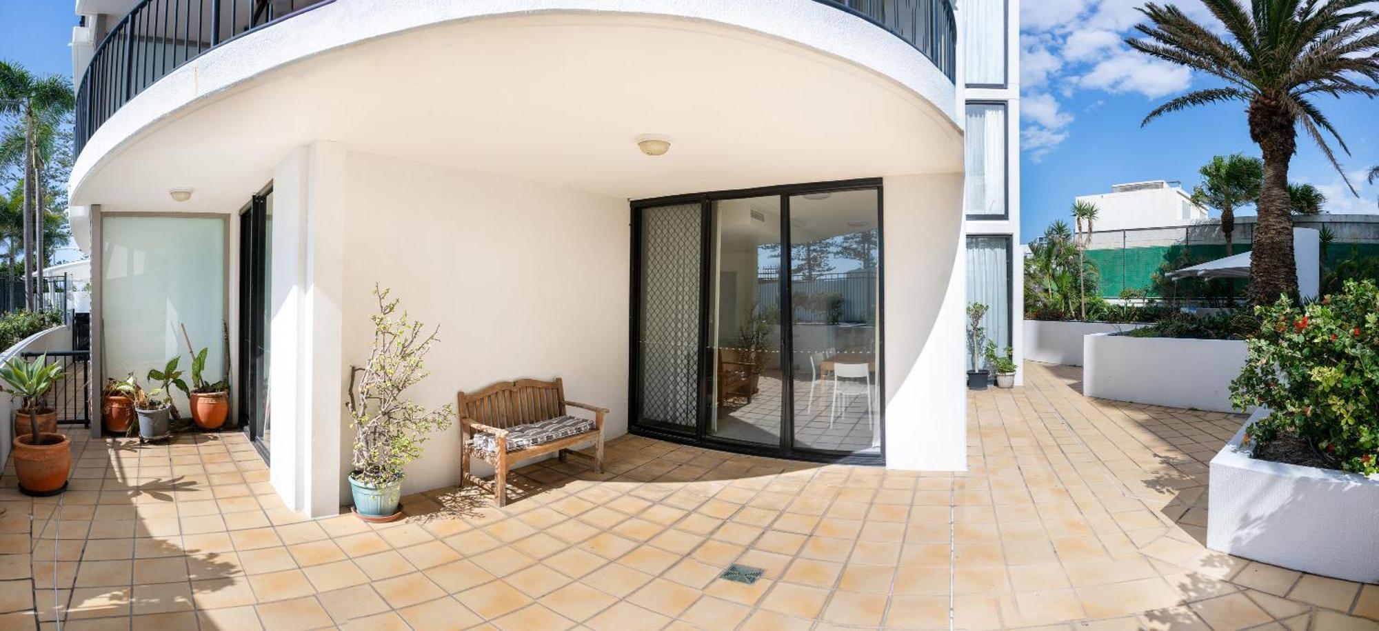 Aparthotel Mantra Coolangatta 4*