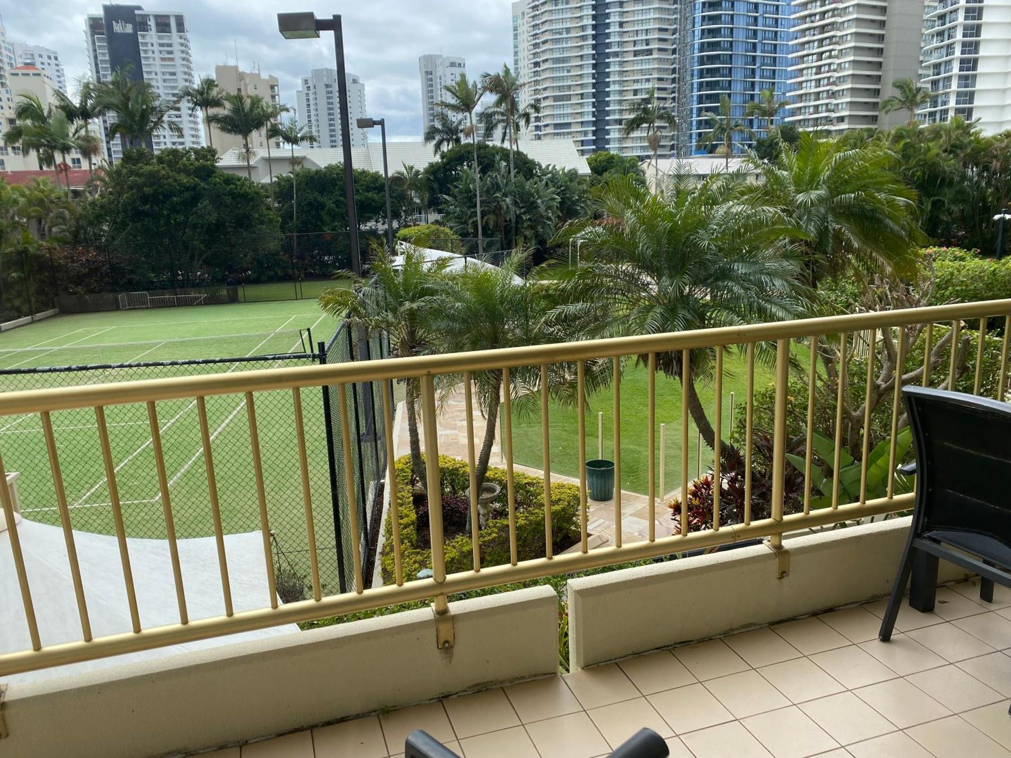 Contessa 4* Gold Coast