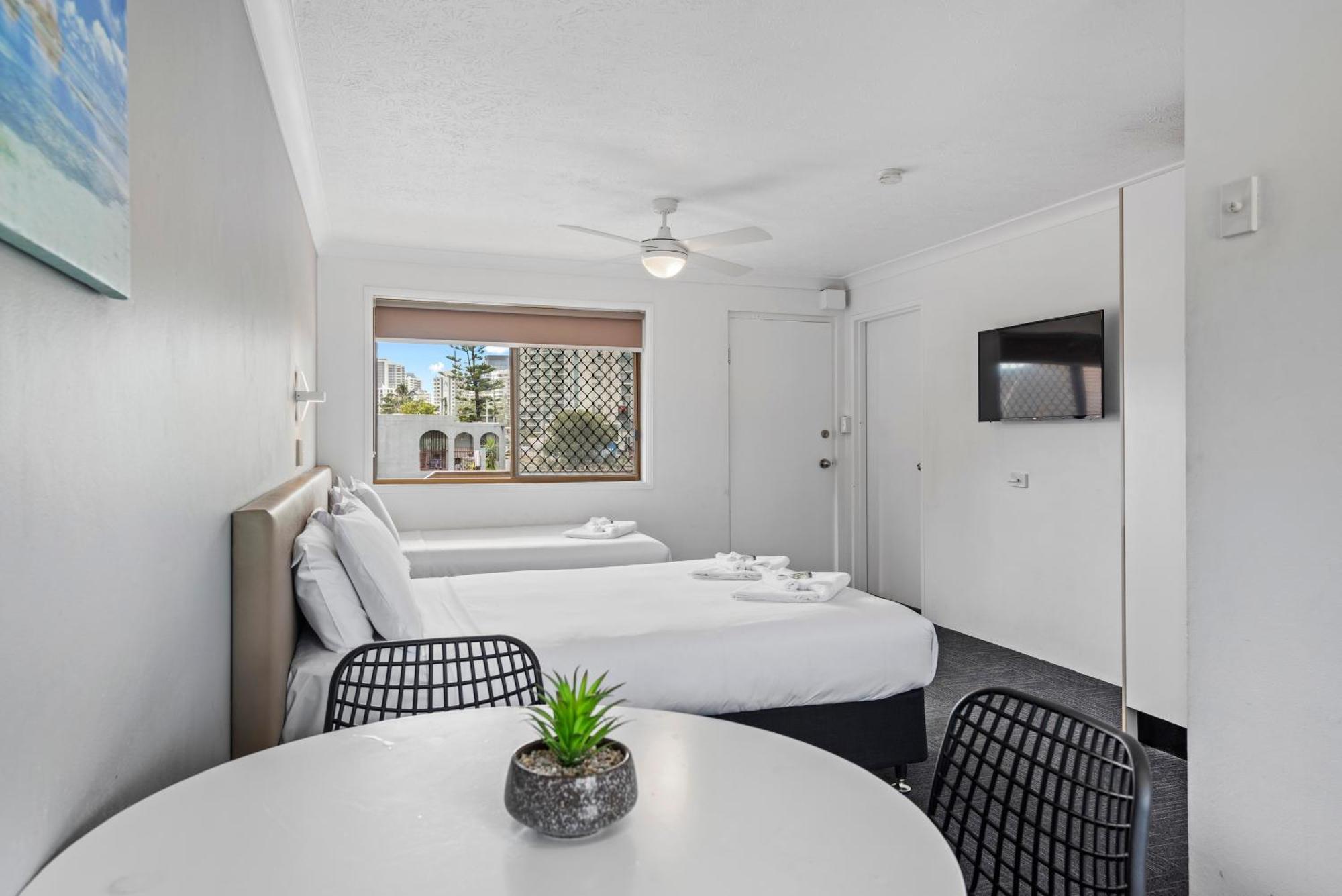 Gold Coast Inn
