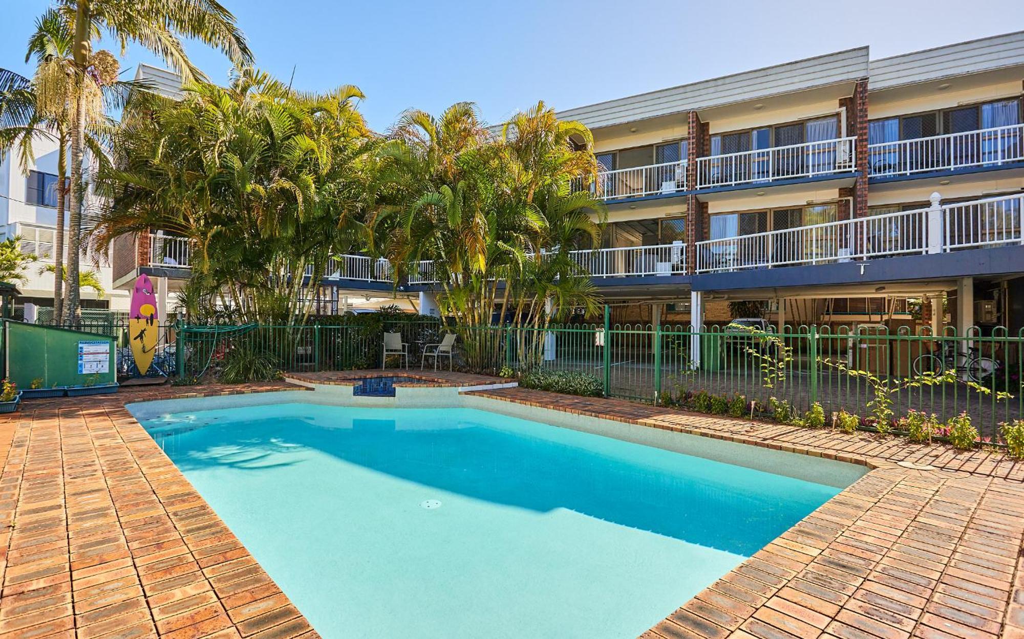 Red Star Palm Gold Coast