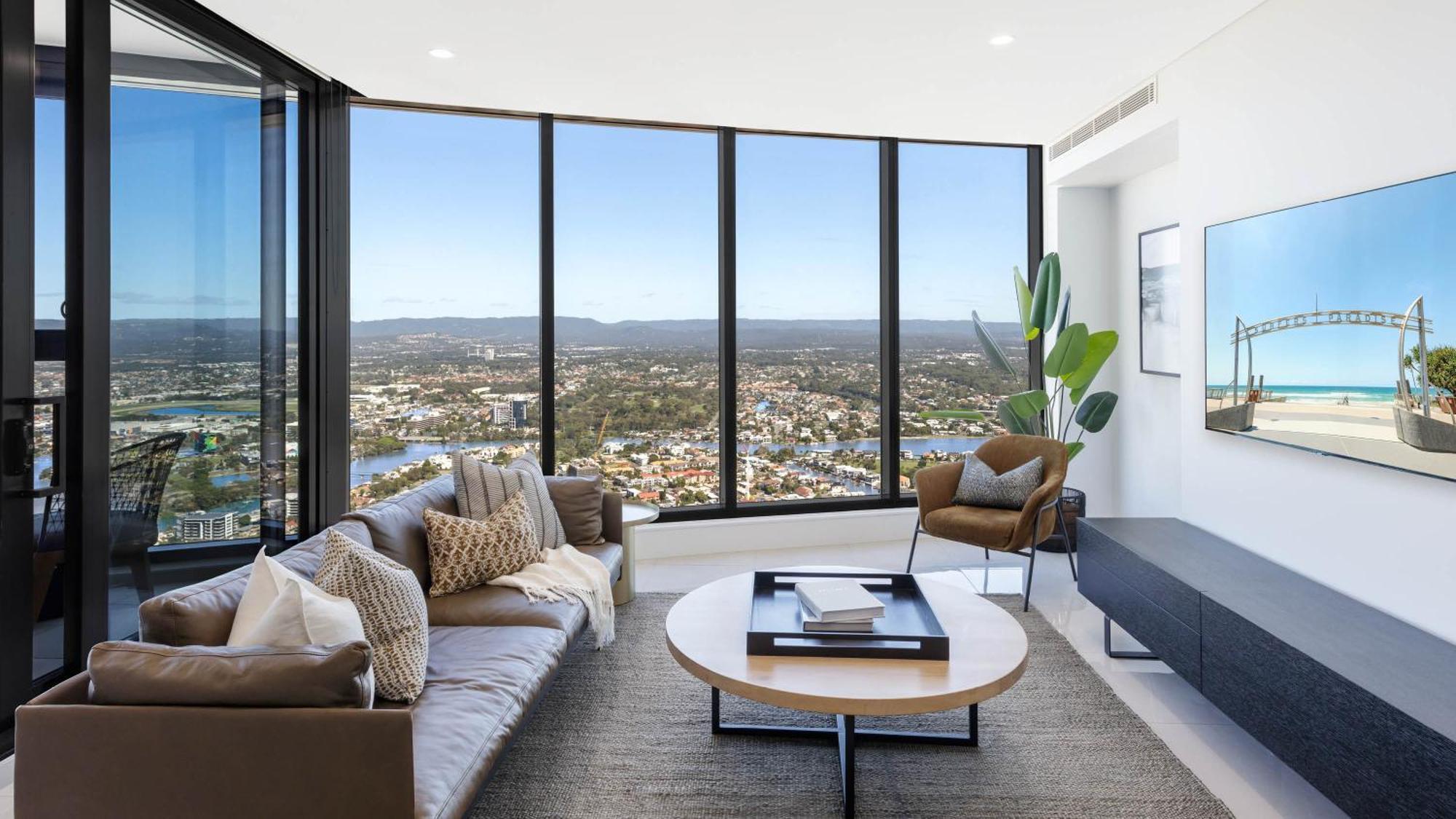 Surfers Paradise New Beachfront * Gold Coast