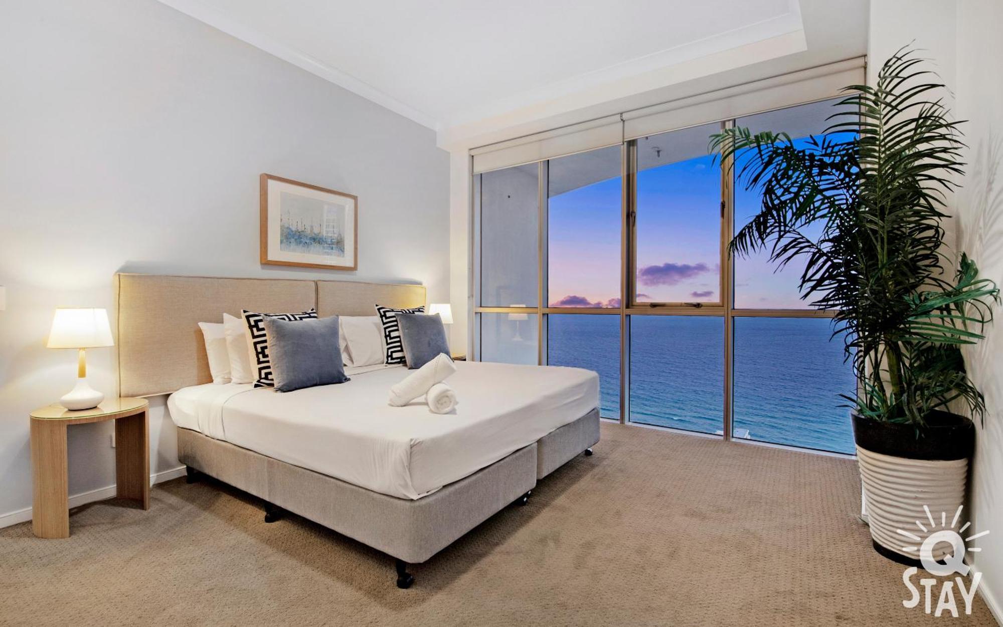 Chevron Renaissance By Vaun * Gold Coast