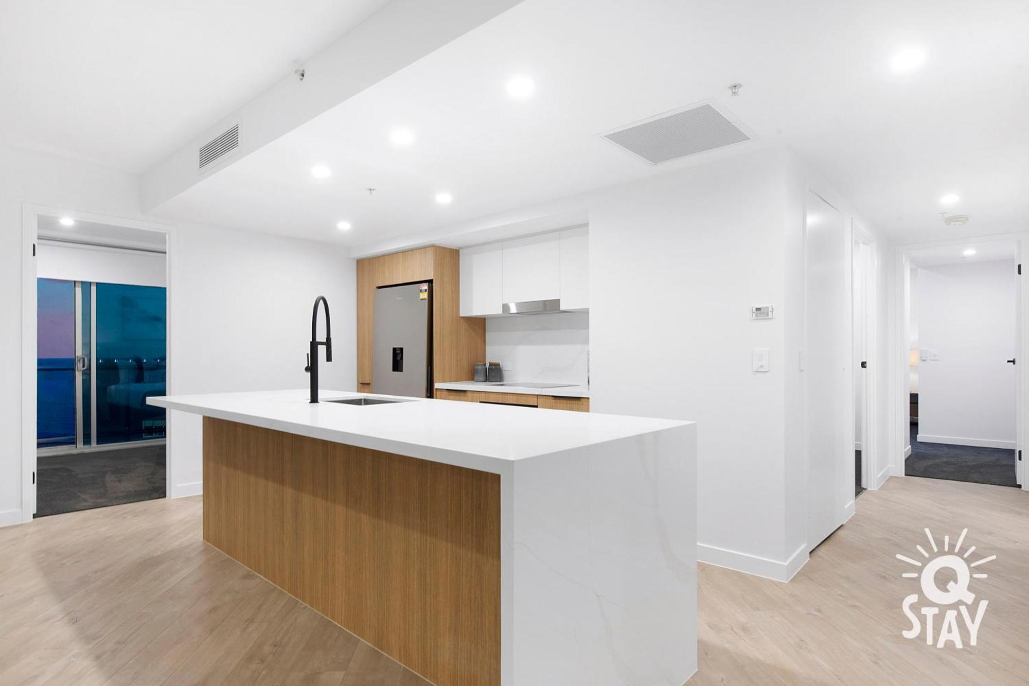 Chevron Renaissance By Vaun * Gold Coast