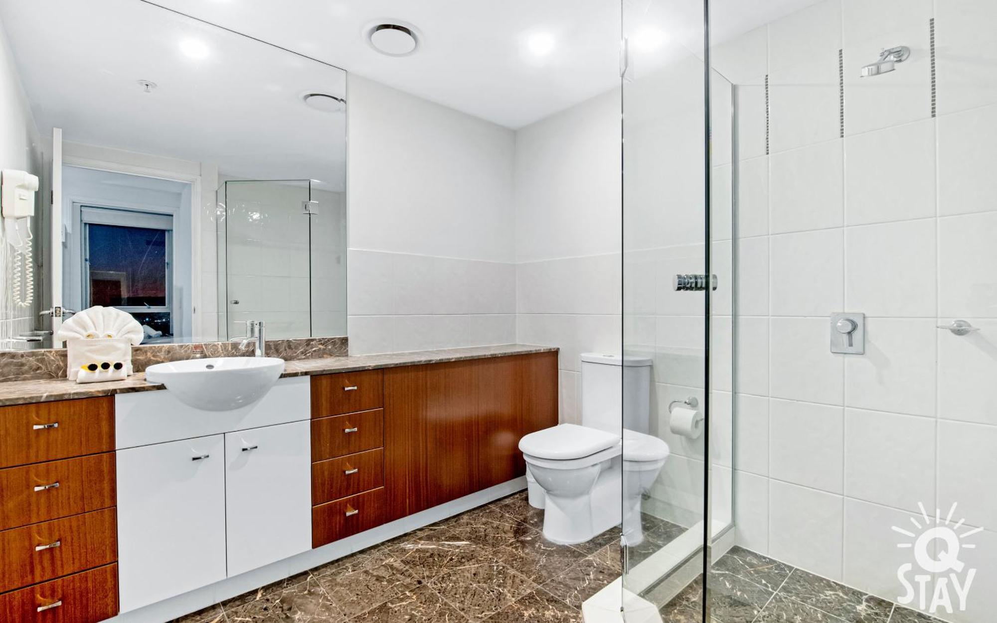 Aparthotel Chevron Renaissance By Vaun *