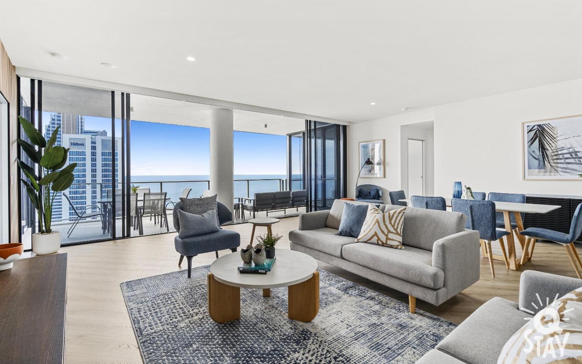 Circle On Cavill By Vaun Aparthotel