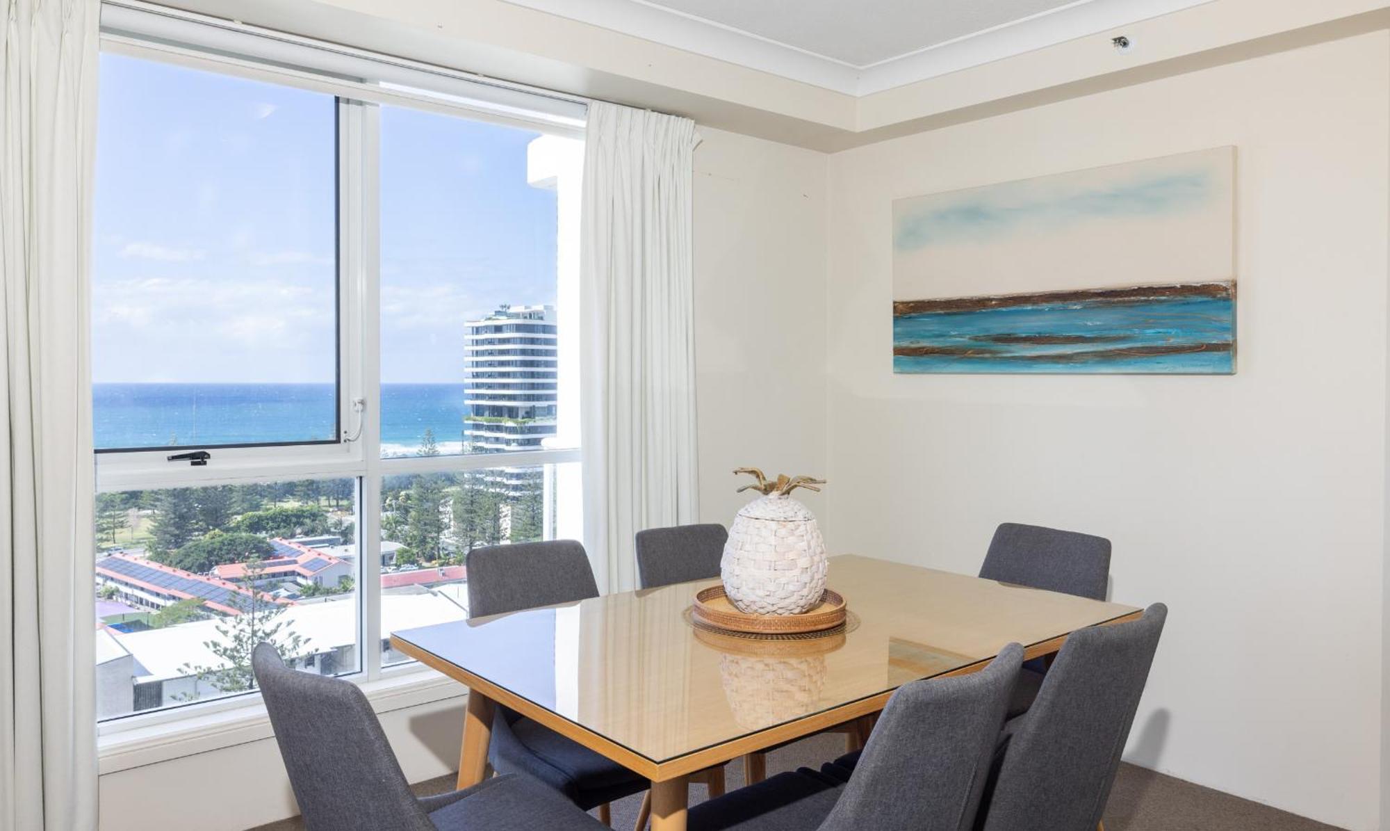 Bel Air On Broadbeach - Official 4*