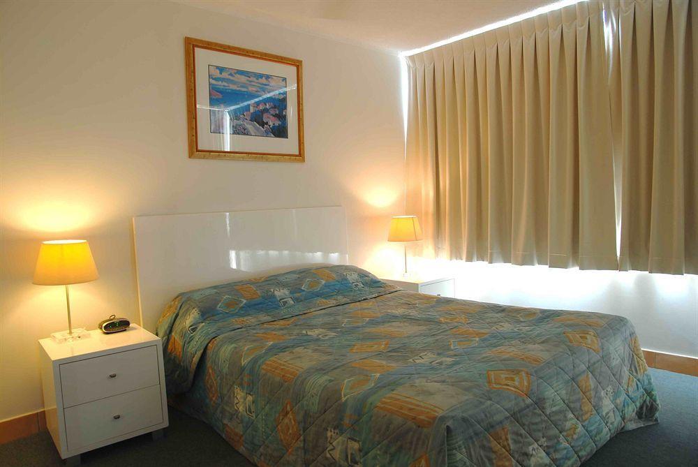 The Shore - Beachfront Aparthotel
