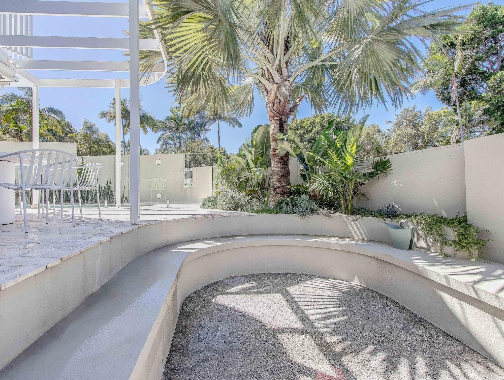 Luxury Mermaid Waters * Gold Coast