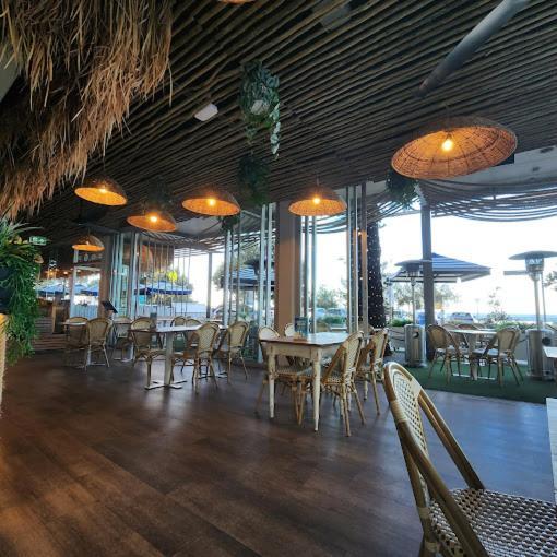Apartment Beachfront