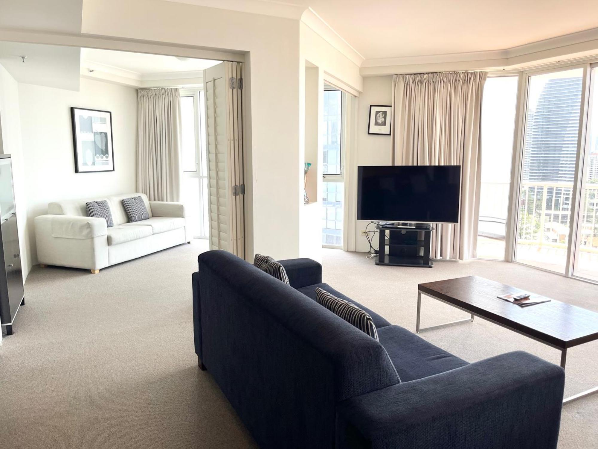 Bel Air On Broadbeach - Official Aparthotel