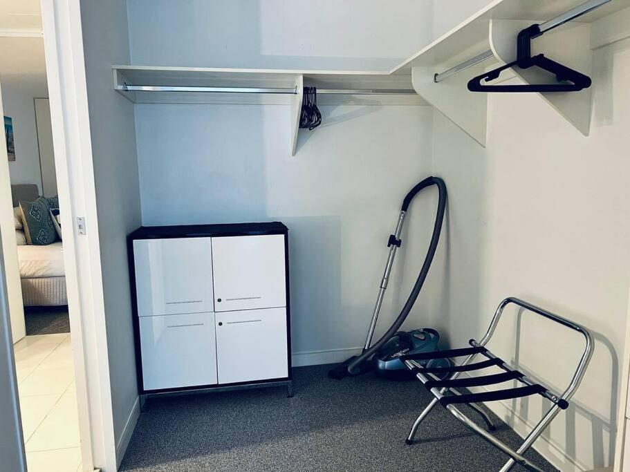 Apartment Oracle 2101