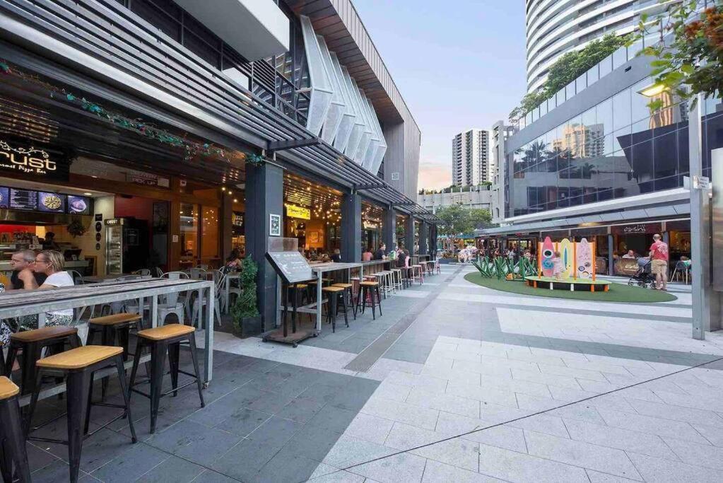 Oracle 2101 Apartment Gold Coast