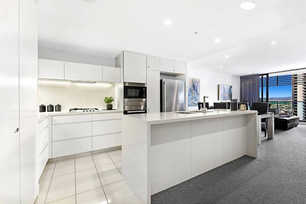 Oracle 2101 Apartment