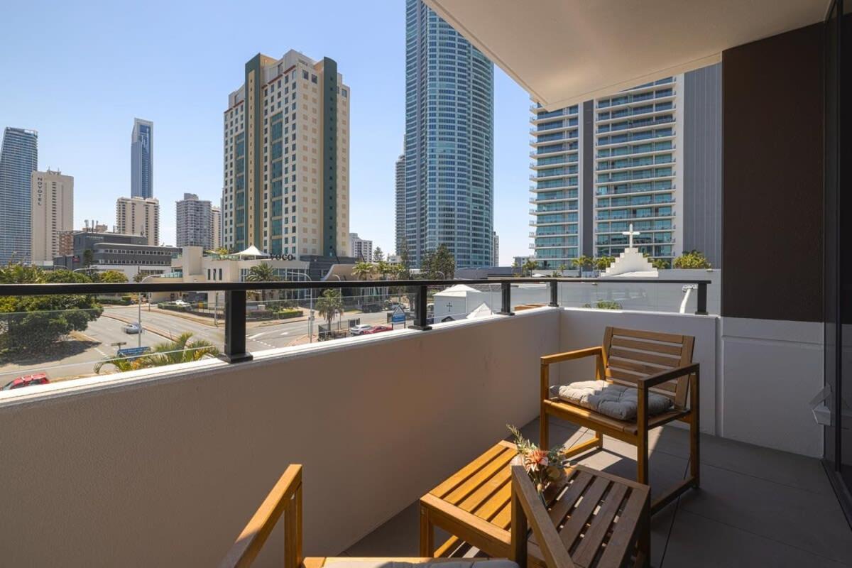 Brand New Cozy 1br Business Nbn Gym Apartment