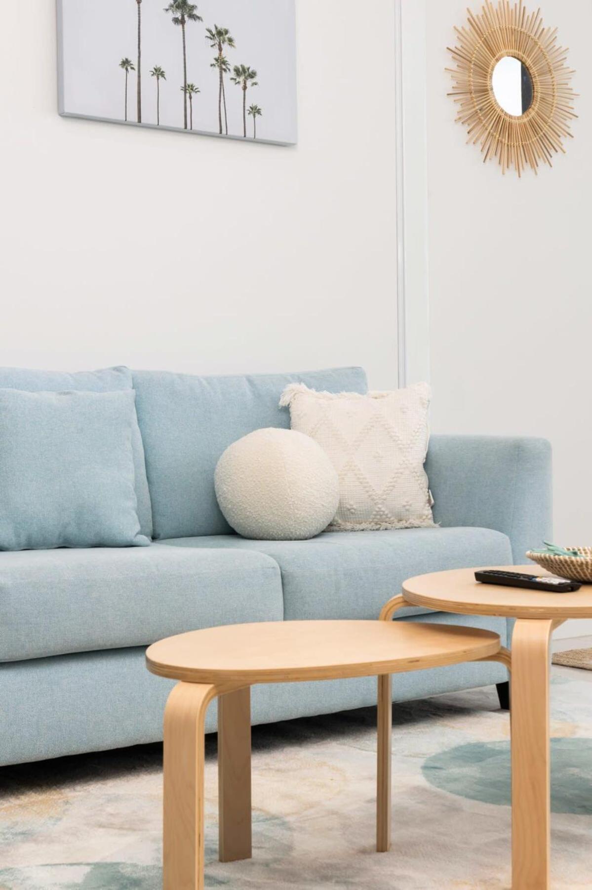Apartment Just A Stone's Throw To The Brand New 2br Gold Coast