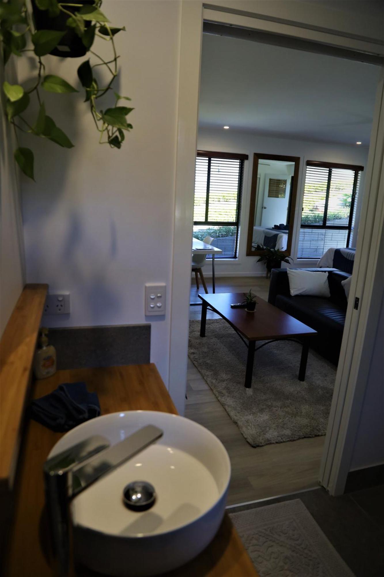 'stay In Carrara' A Private Guest Not A Share House Gold Coast