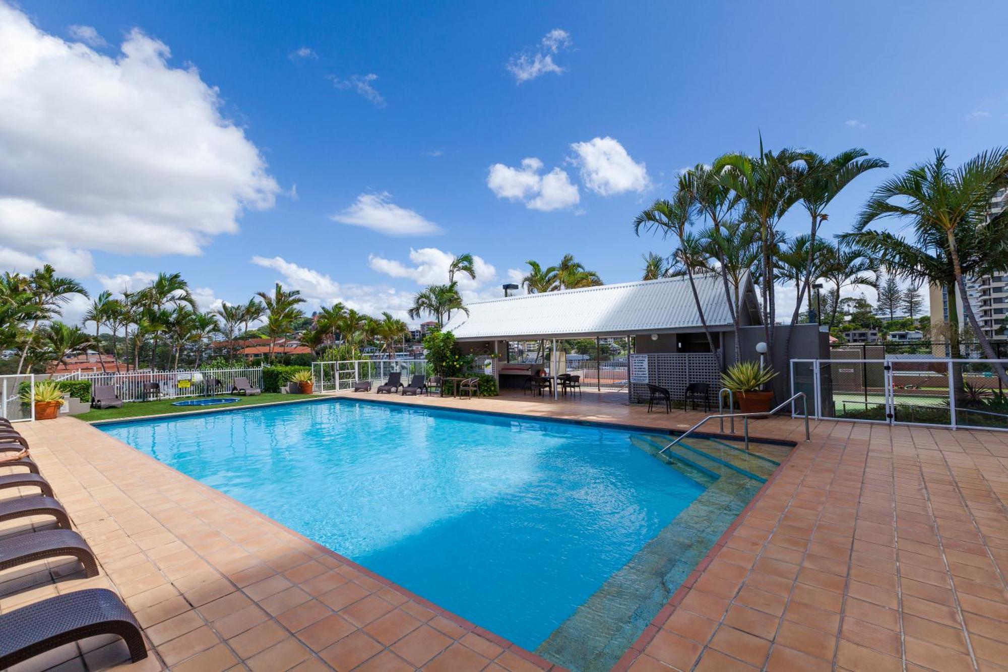 Aparthotel Points North Gold Coast