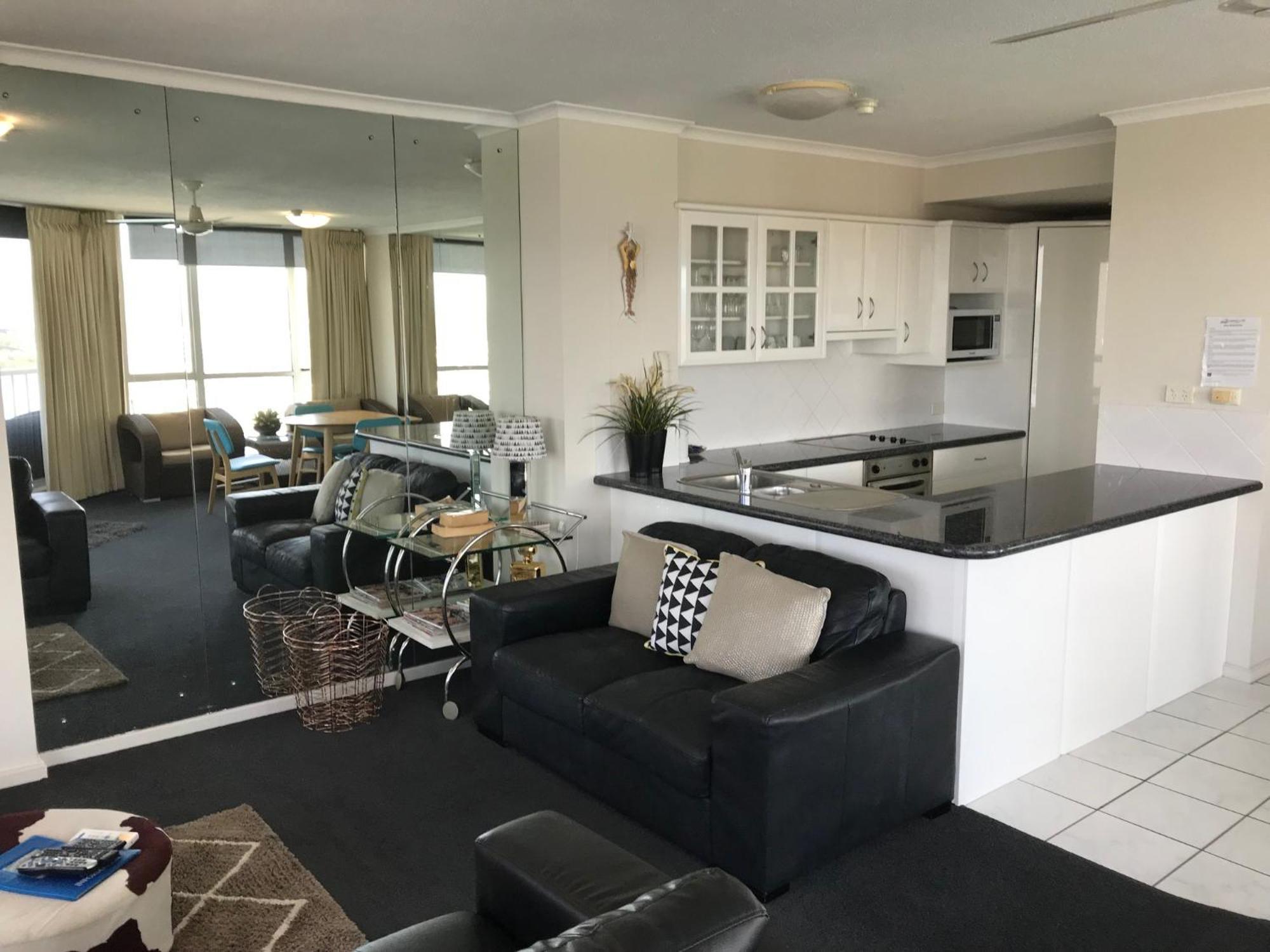 Aparthotel Moorings On Cavill Surfers Paradise Gold Coast